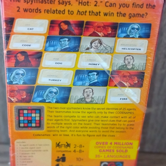 Codesnames Top Secret Word Game - Picture 5 of 9